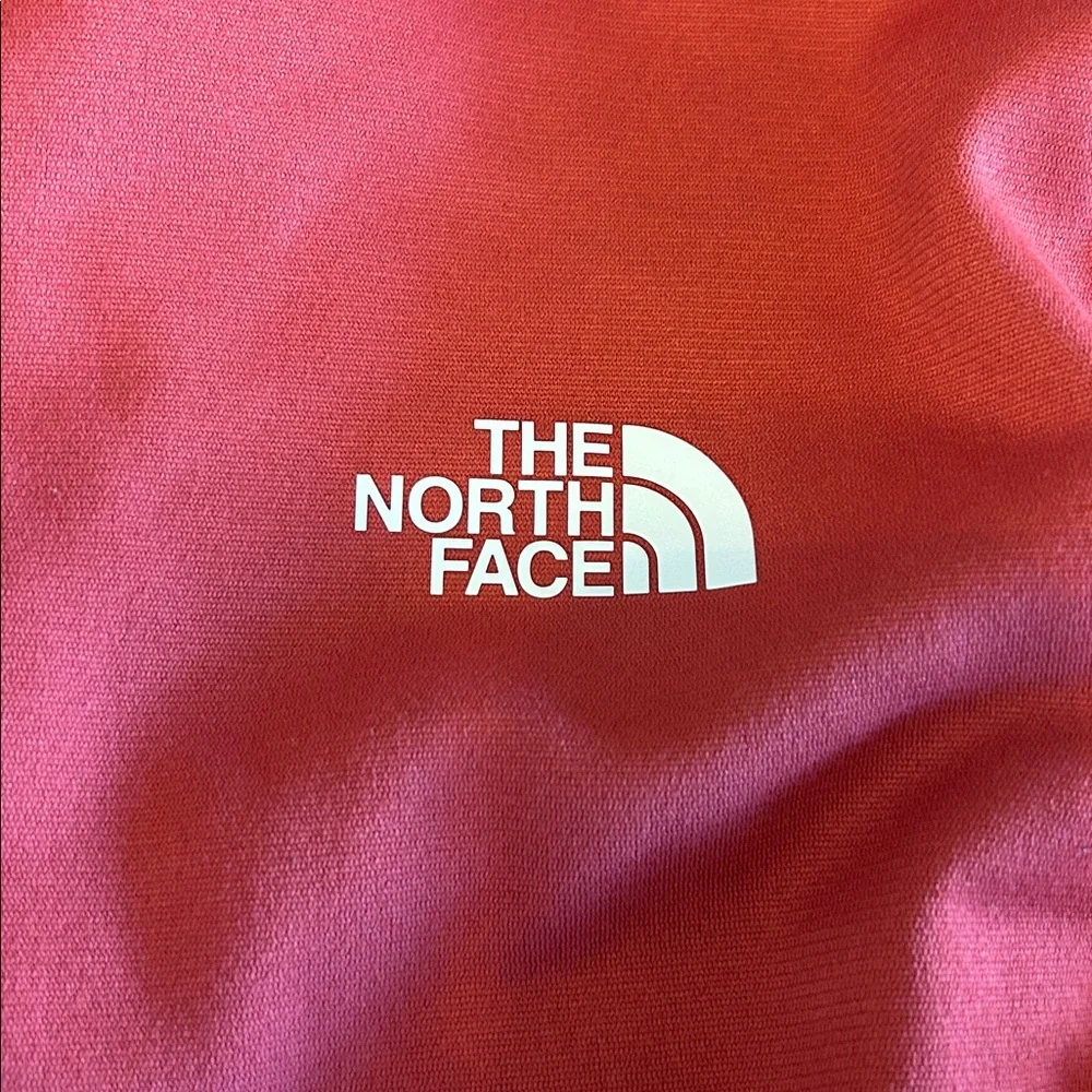 The North‎ Face Pullover
